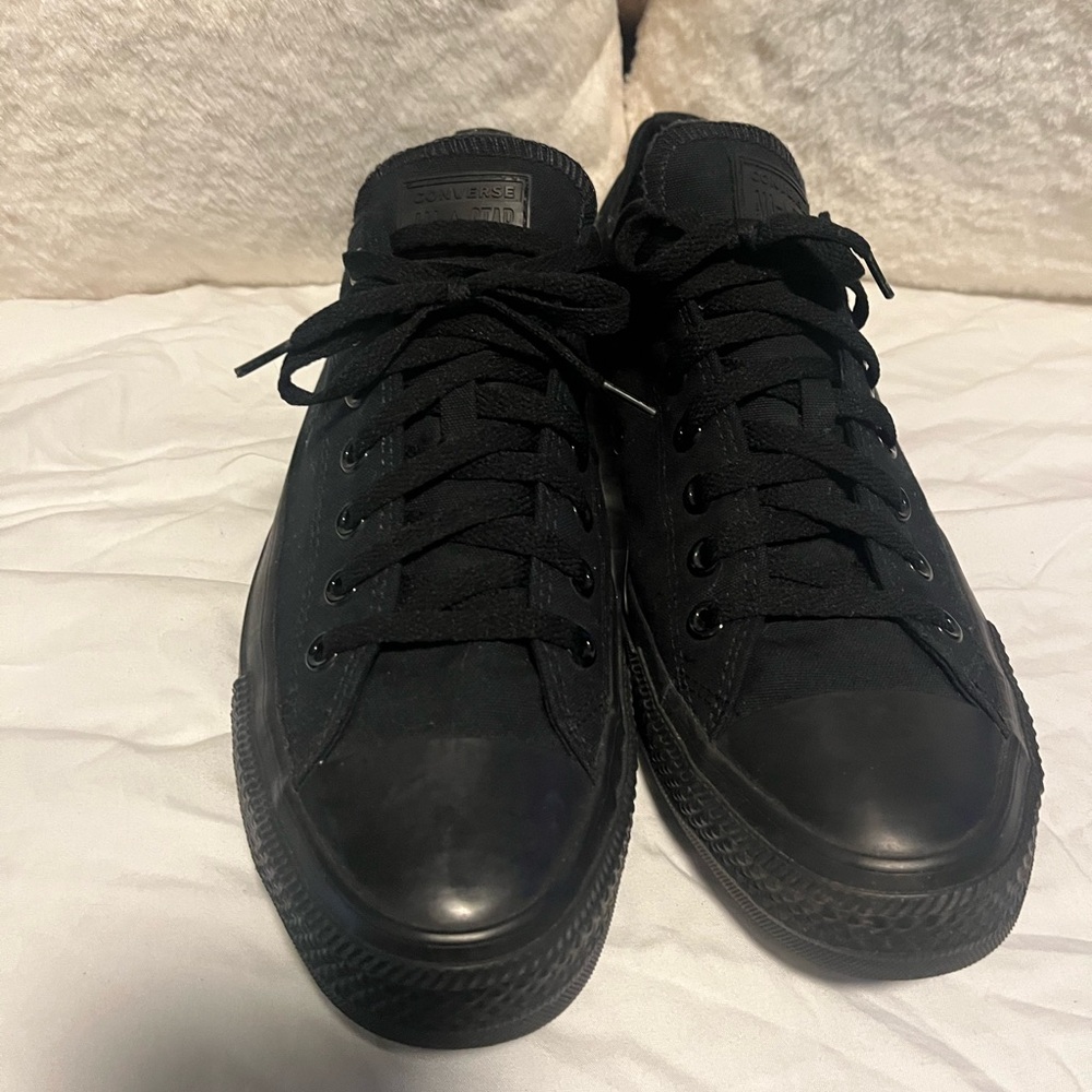 Classic Black Men's Sneakers